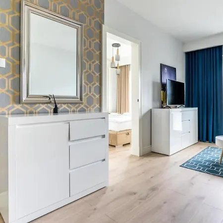 Urban Chic - Mennica - One Bedroom -citycenter&65