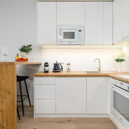 Appartement Golden Apartments- Mennica Residence, 1-bedroom In Center #65 *