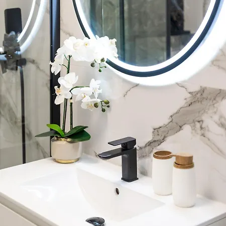 Apartament Golden Apartments- Mennica Residence, 1-bedroom In Center #65 *